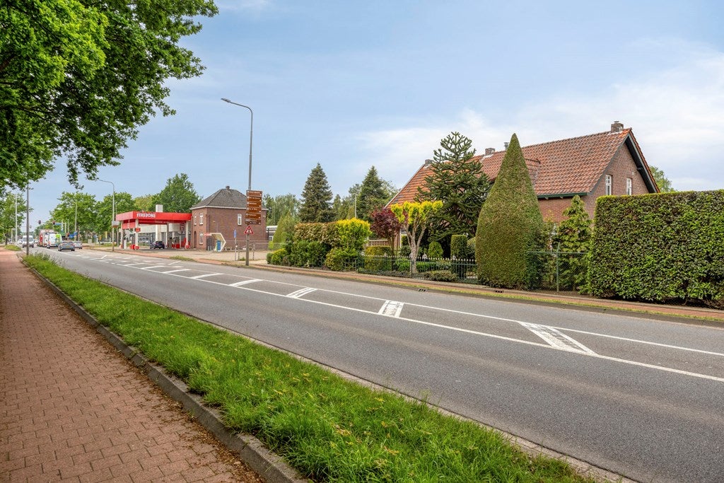 Twee-onder-één-kap te koop: Rijksweg Noord 7, Echt
