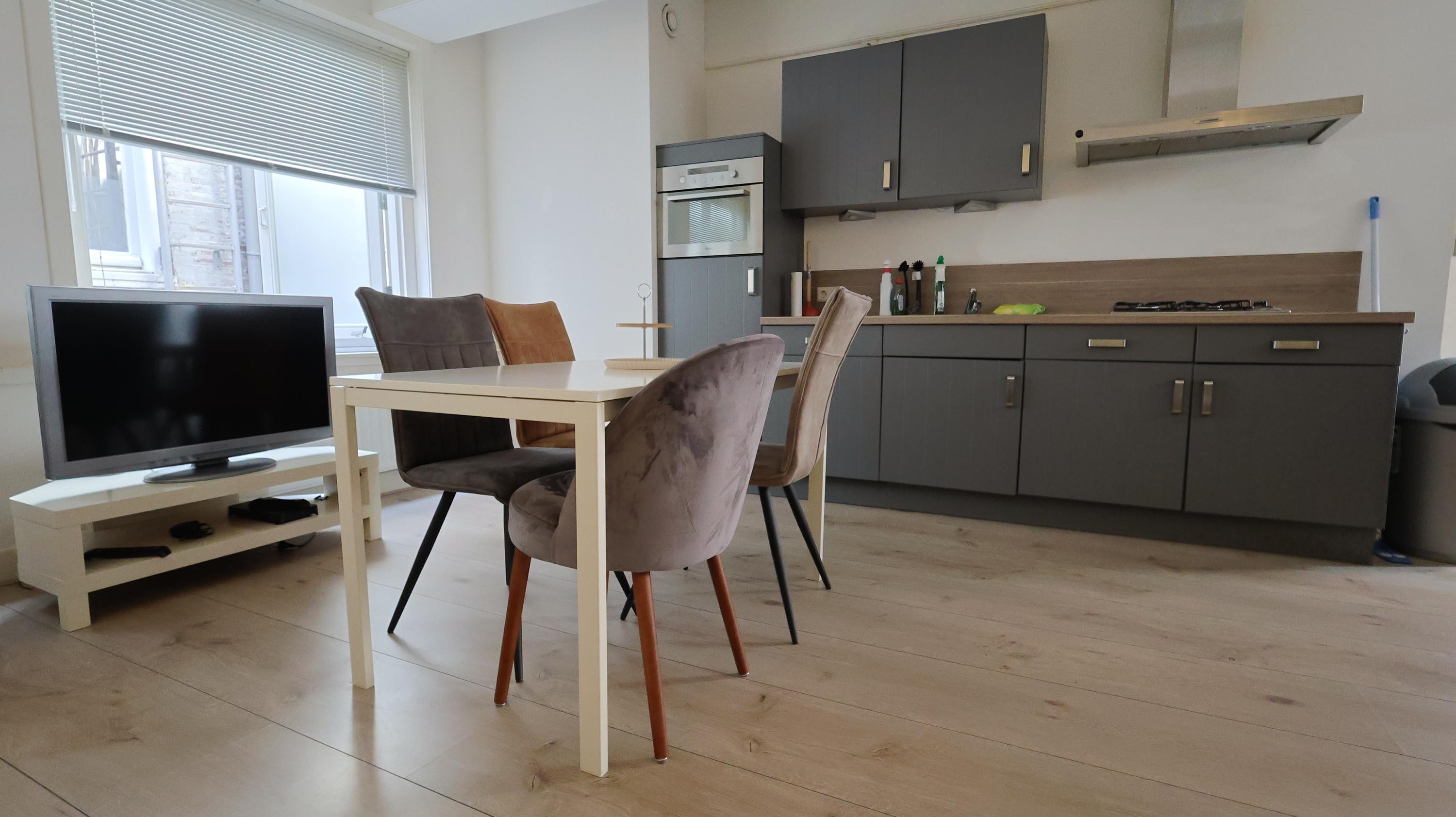 Appartement te huur: Breestraat 45B, Leiden