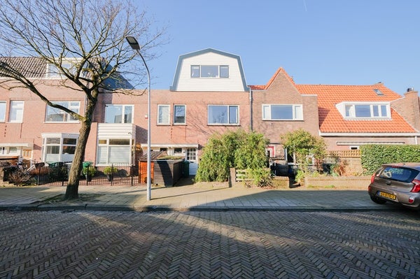 Huis Arnoldystraat 15 in Haarlem