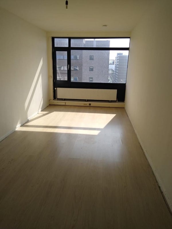 Kamer 1e Van der Kunstraat in Den Haag