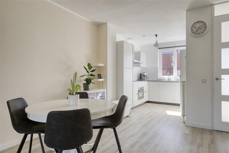 Hoekwoning te koop: Koning Hollewijnstraat 17, Almere
