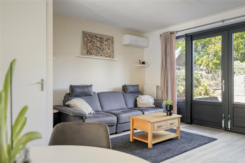 Hoekwoning te koop: Koning Hollewijnstraat 17, Almere