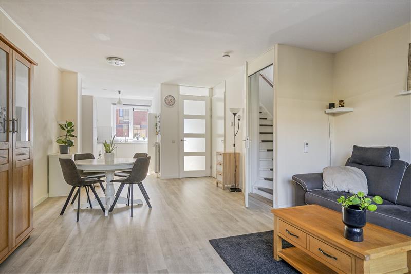 Hoekwoning te koop: Koning Hollewijnstraat 17, Almere