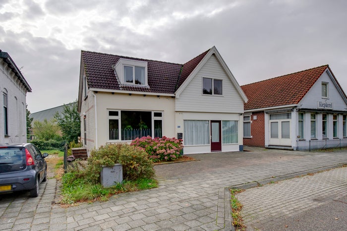 Hoofdstraat 24 26