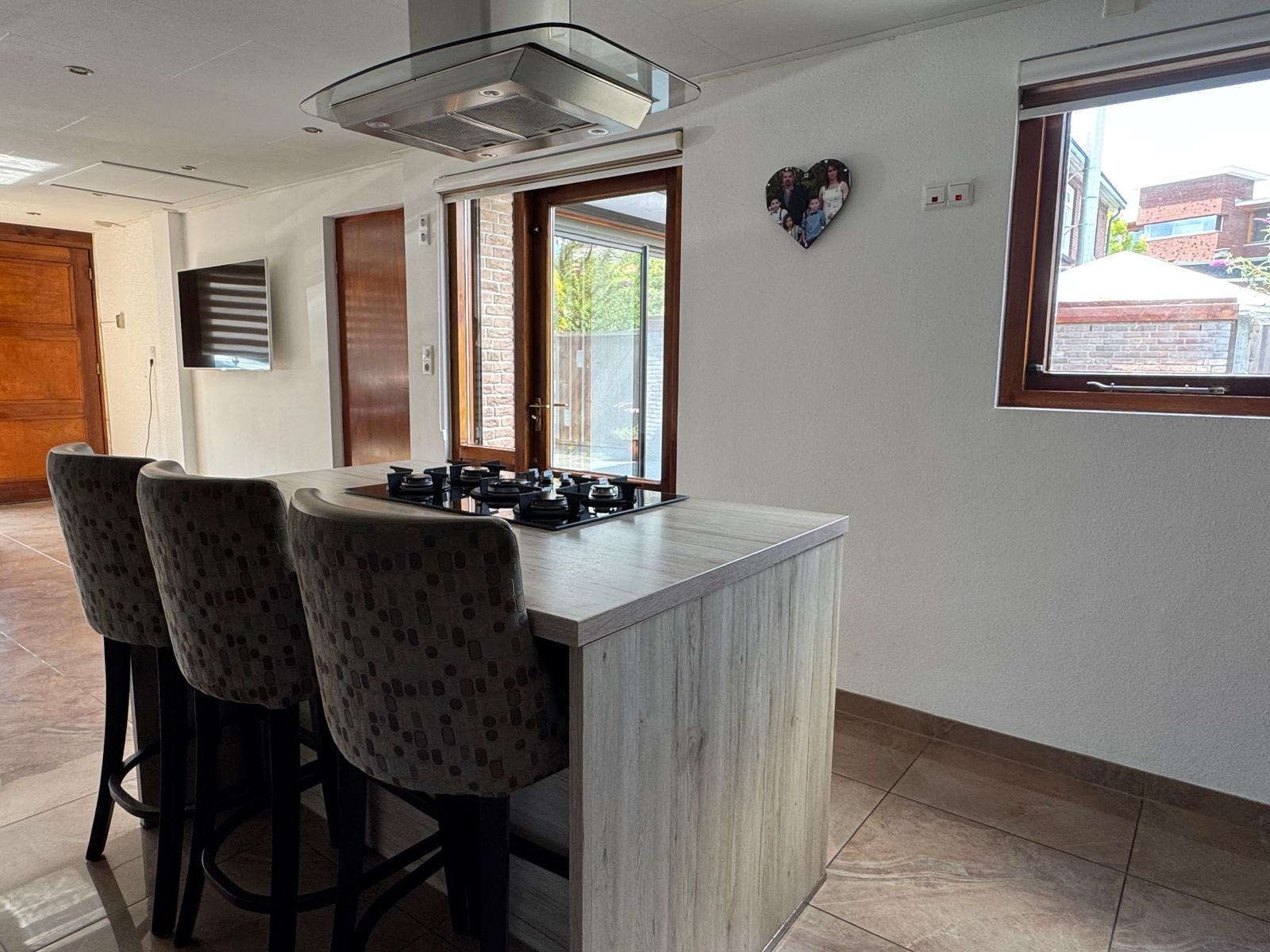 Hoekwoning te huur: Azelosestraat 30, Borne