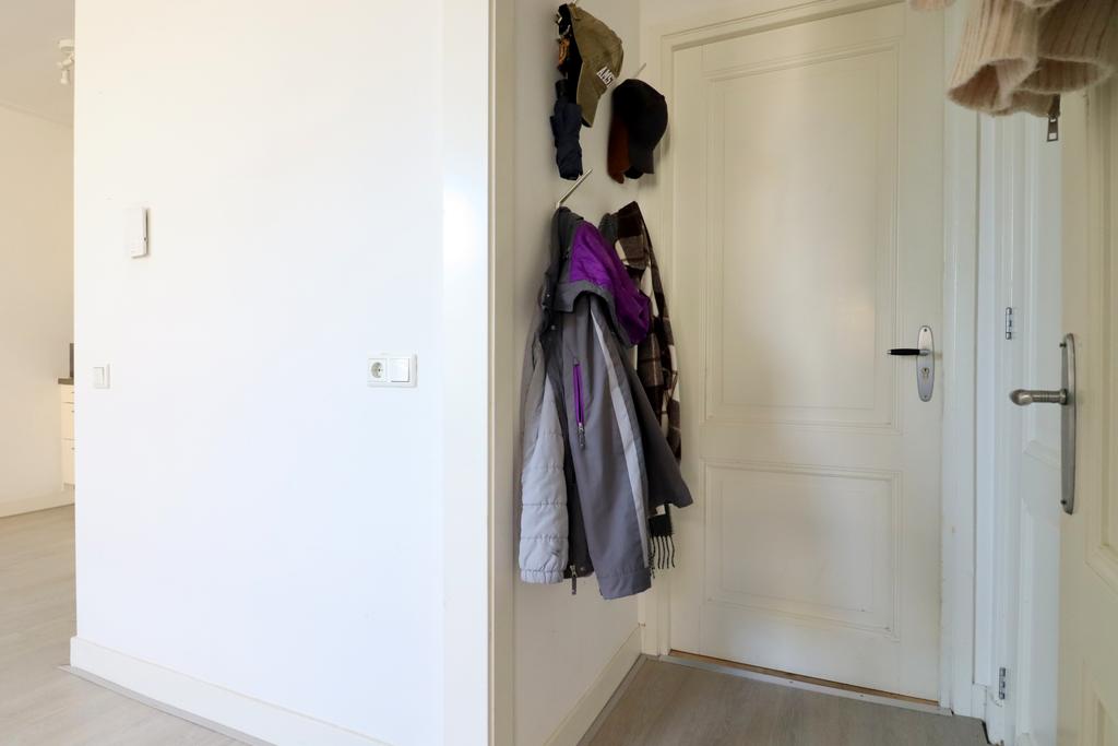 Studio te huur: Slijkstraat 28B, Weesp