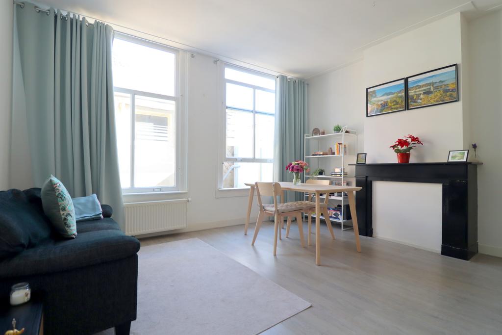 Studio te huur: Slijkstraat 28B, Weesp