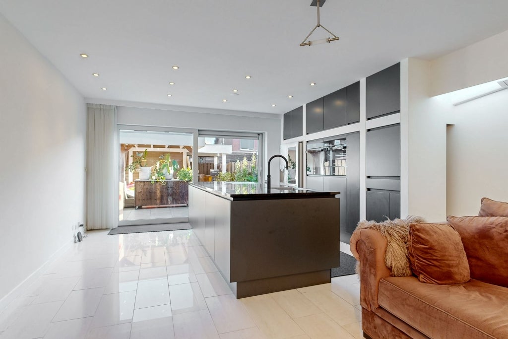 Tussenwoning te huur: Cairostraat 52, Purmerend