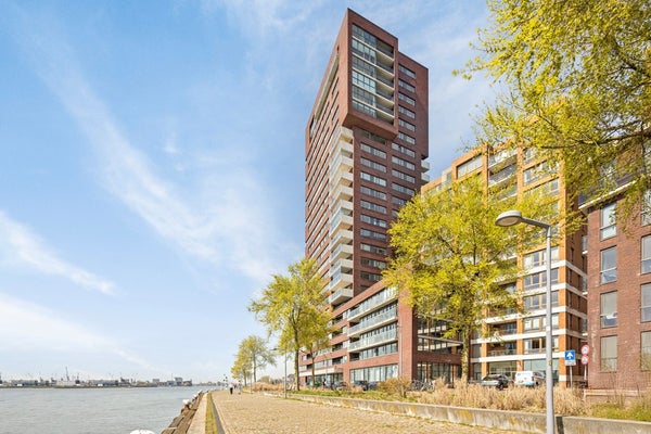 Lloydkade 729 in Rotterdam