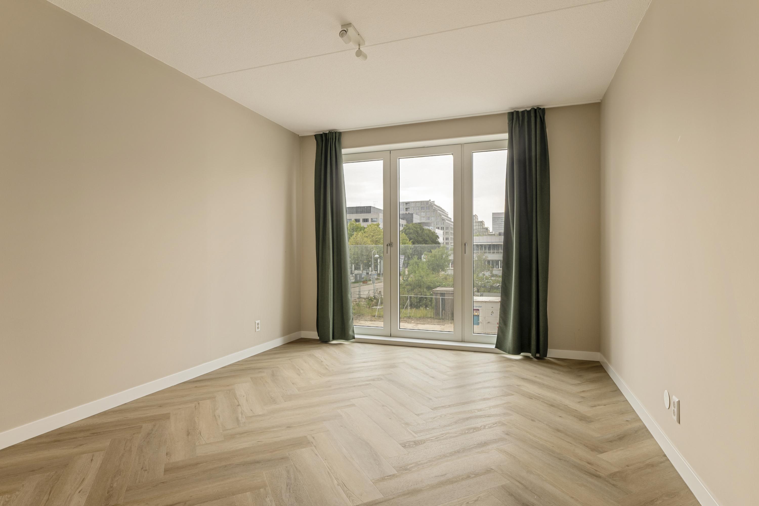 Appartement te huur: Mies Van Der Rohestraat 65, Hoofddorp
