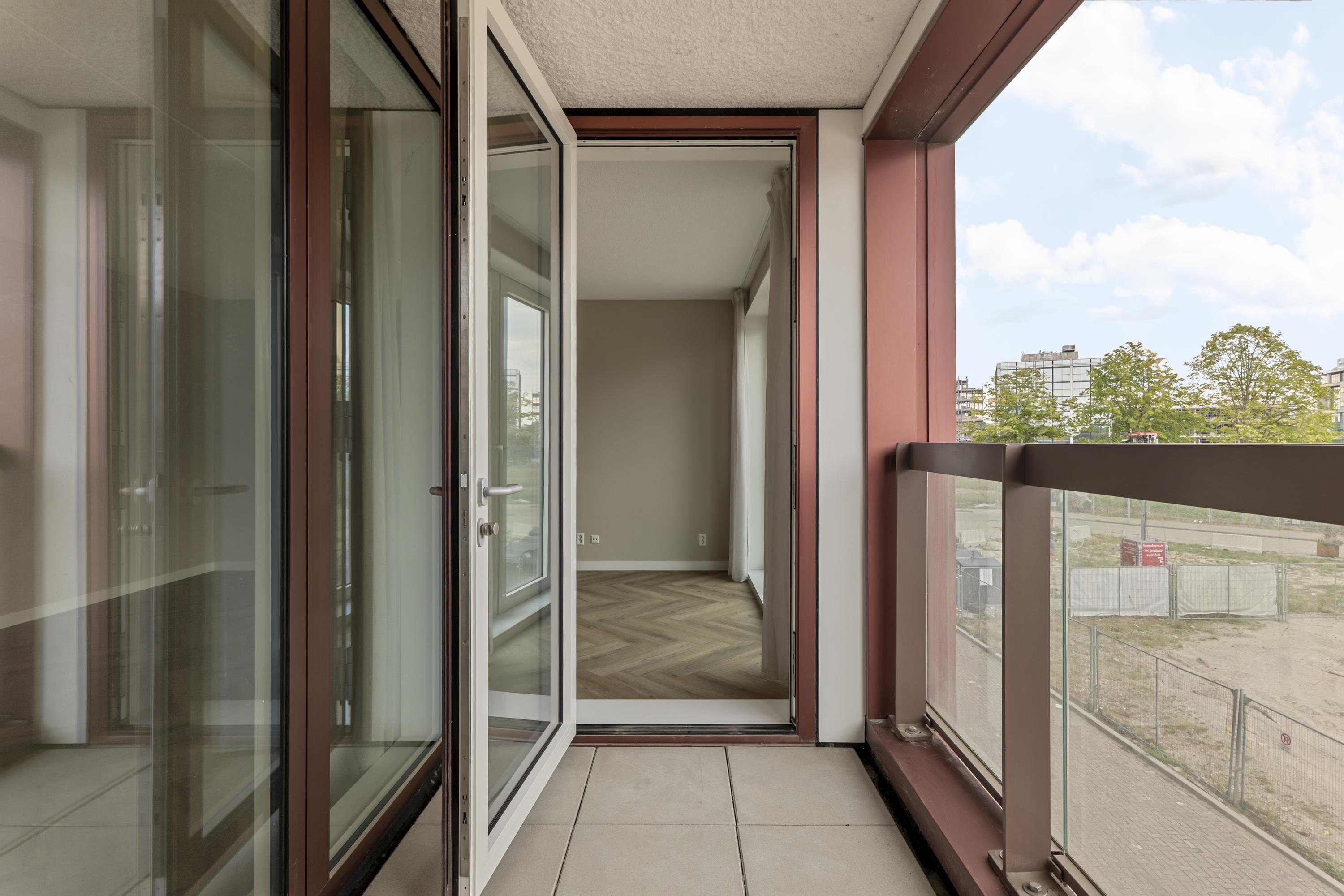 Appartement te huur: Mies Van Der Rohestraat 65, Hoofddorp