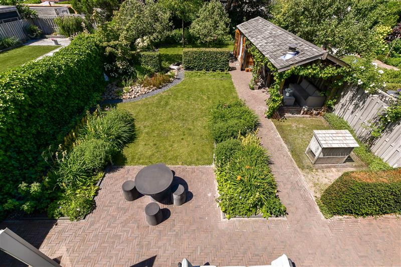 Twee-onder-één-kap te koop: Belvedère 102, Hoofddorp