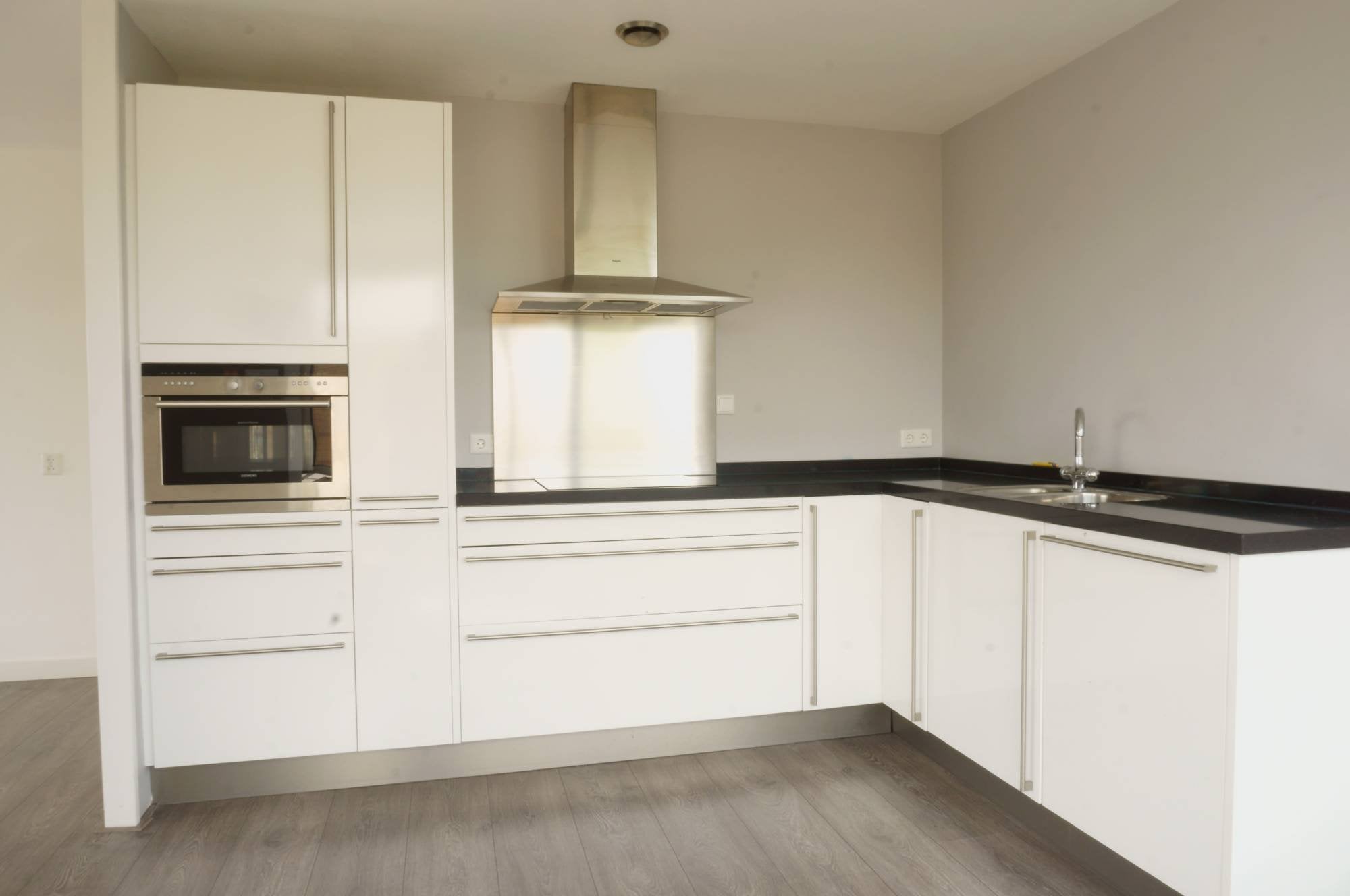 Appartement te huur: Henriëtte Roland Holststraat 116, Utrecht