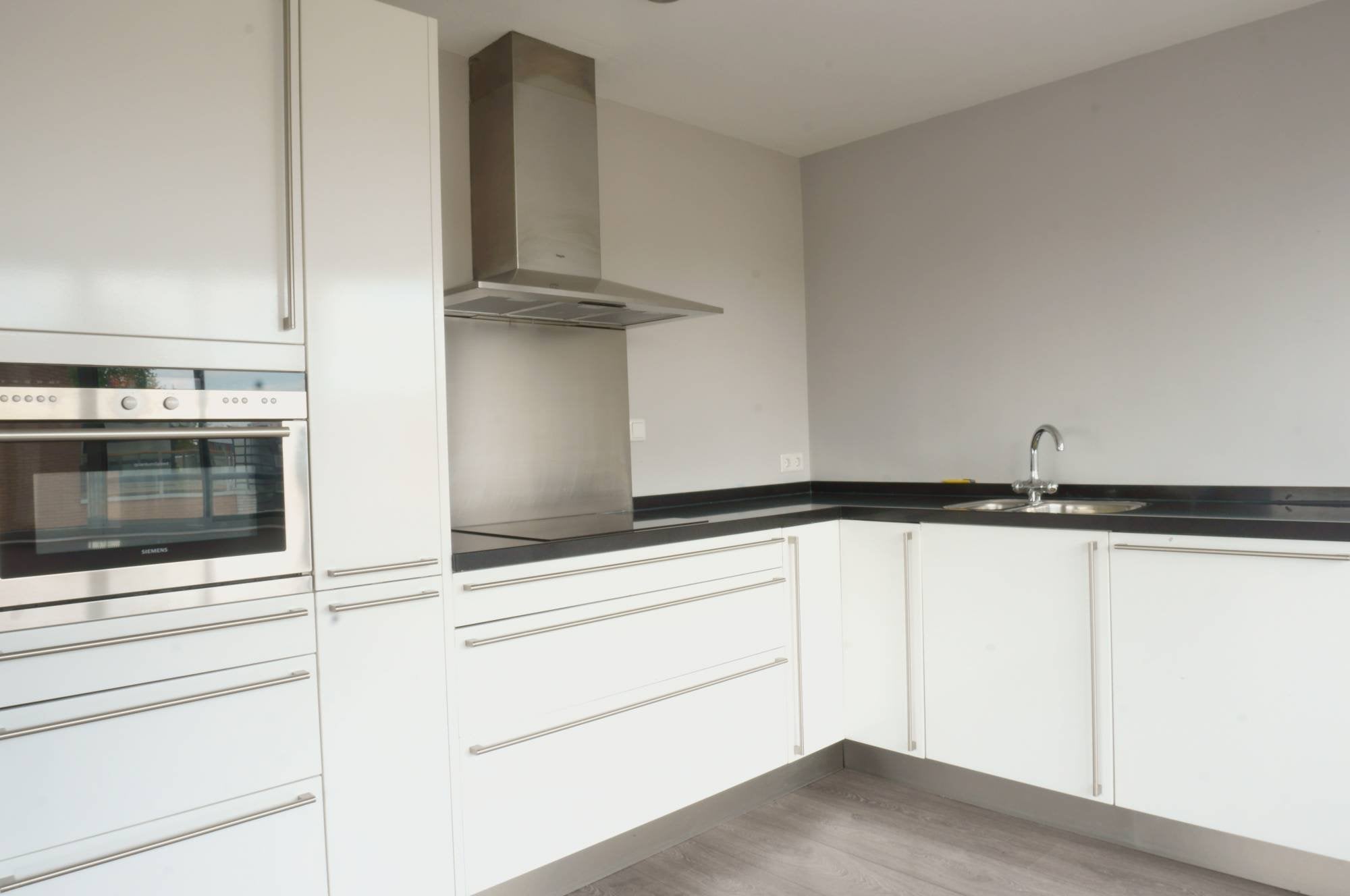 Appartement te huur: Henriëtte Roland Holststraat 116, Utrecht