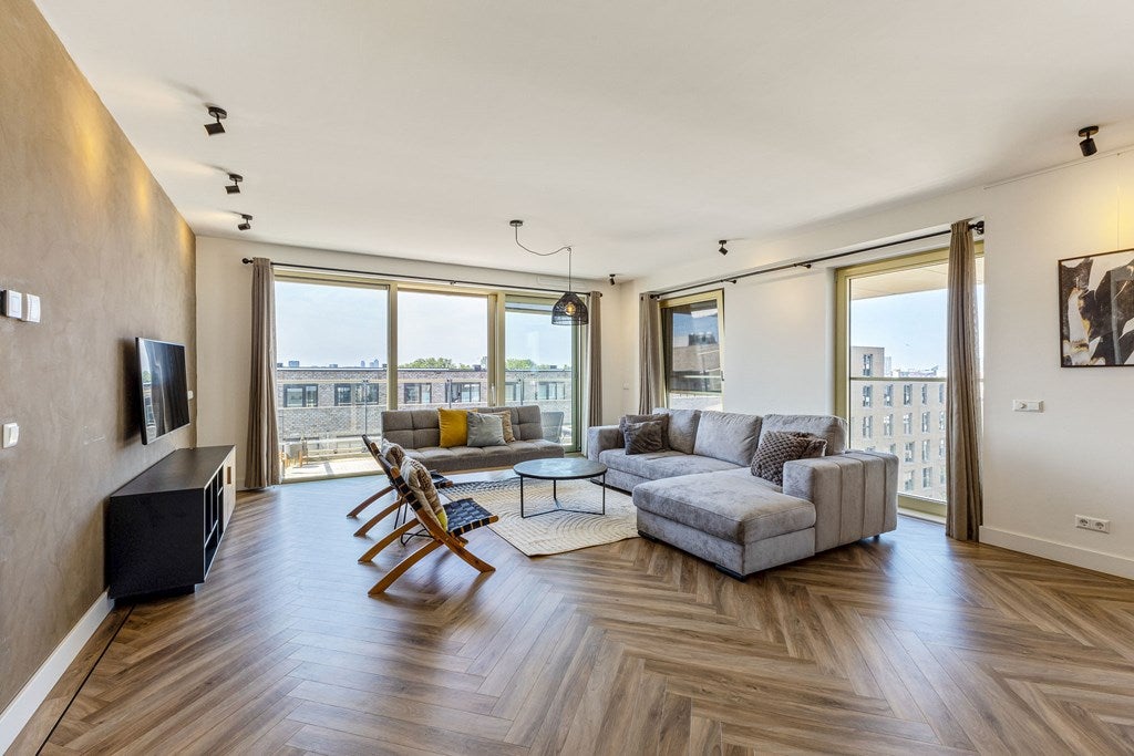 Flat Eef Kamerbeekstraat 590