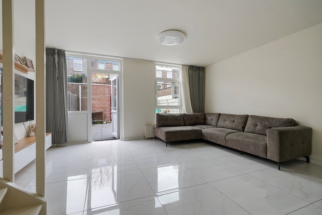 Hoekwoning te koop: Azaleapark 68, Zoetermeer