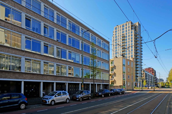Flat Escamplaan in Den Haag