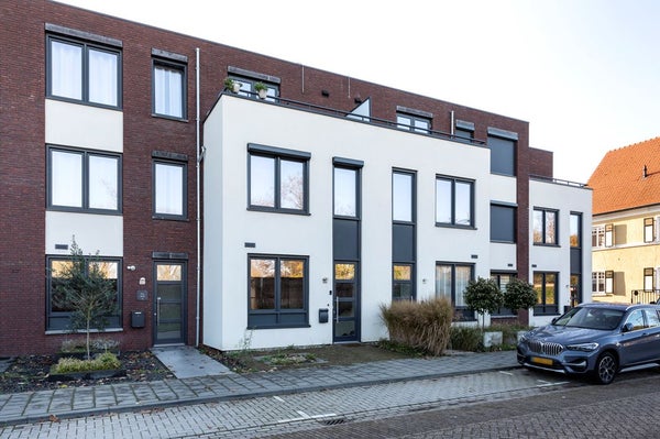 Te huur: Huis Houtse Parallelweg in Helmond