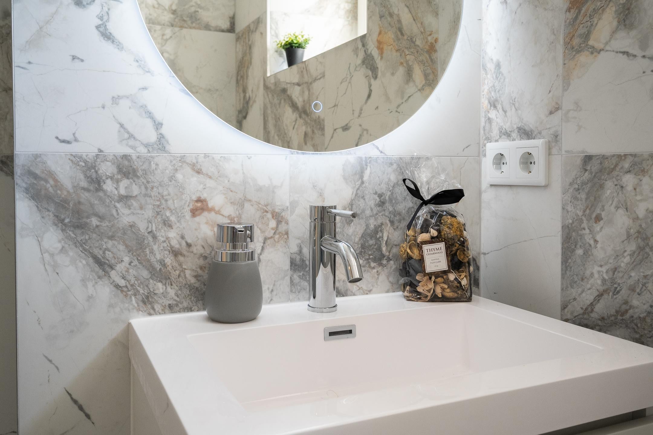 Te huur Appartement Badhuisweg in Den Haag