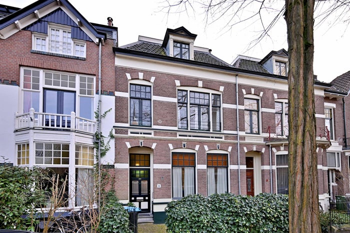 Kerkstraat 8