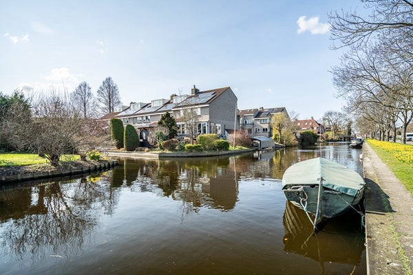 Meerkoeteiland 31 in Voorschoten