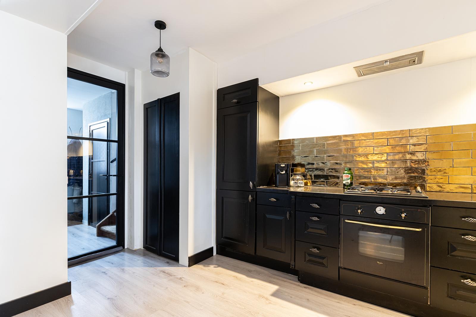 Tussenwoning te koop: Haringvlietstraat 4, Sliedrecht