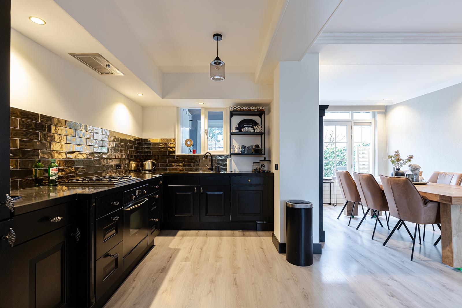 Tussenwoning te koop: Haringvlietstraat 4, Sliedrecht