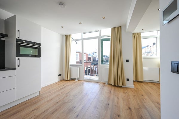 Appartement Van 't Hoffplein in Schiedam