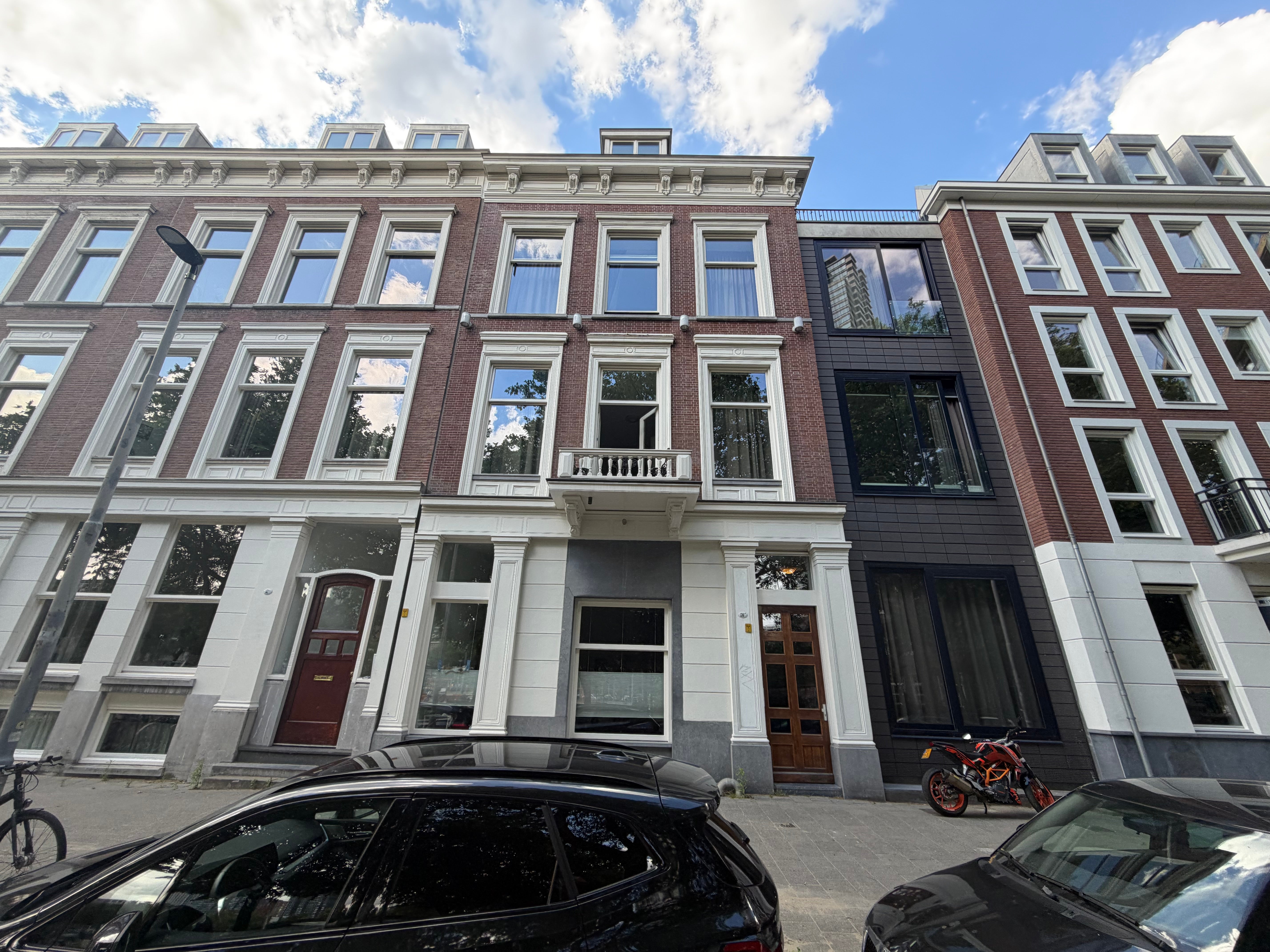 Flat Schiedamsesingel 139 J