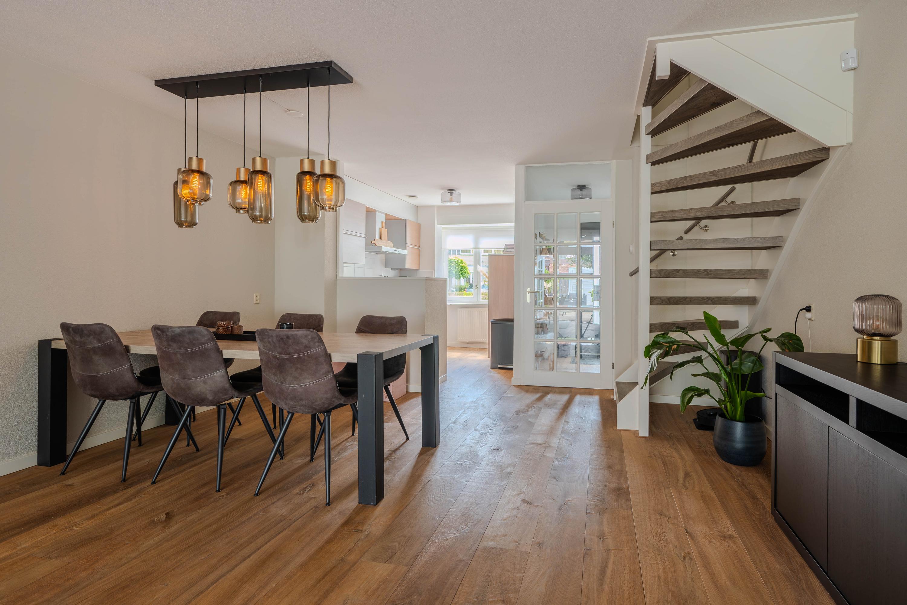 Tussenwoning te koop: Sinselveldhof 4, Venlo
