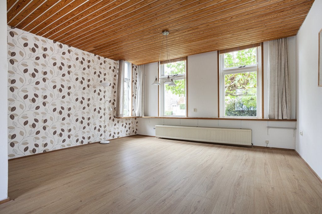 Te huur Huis Ommoordseweg 17 in Rotterdam