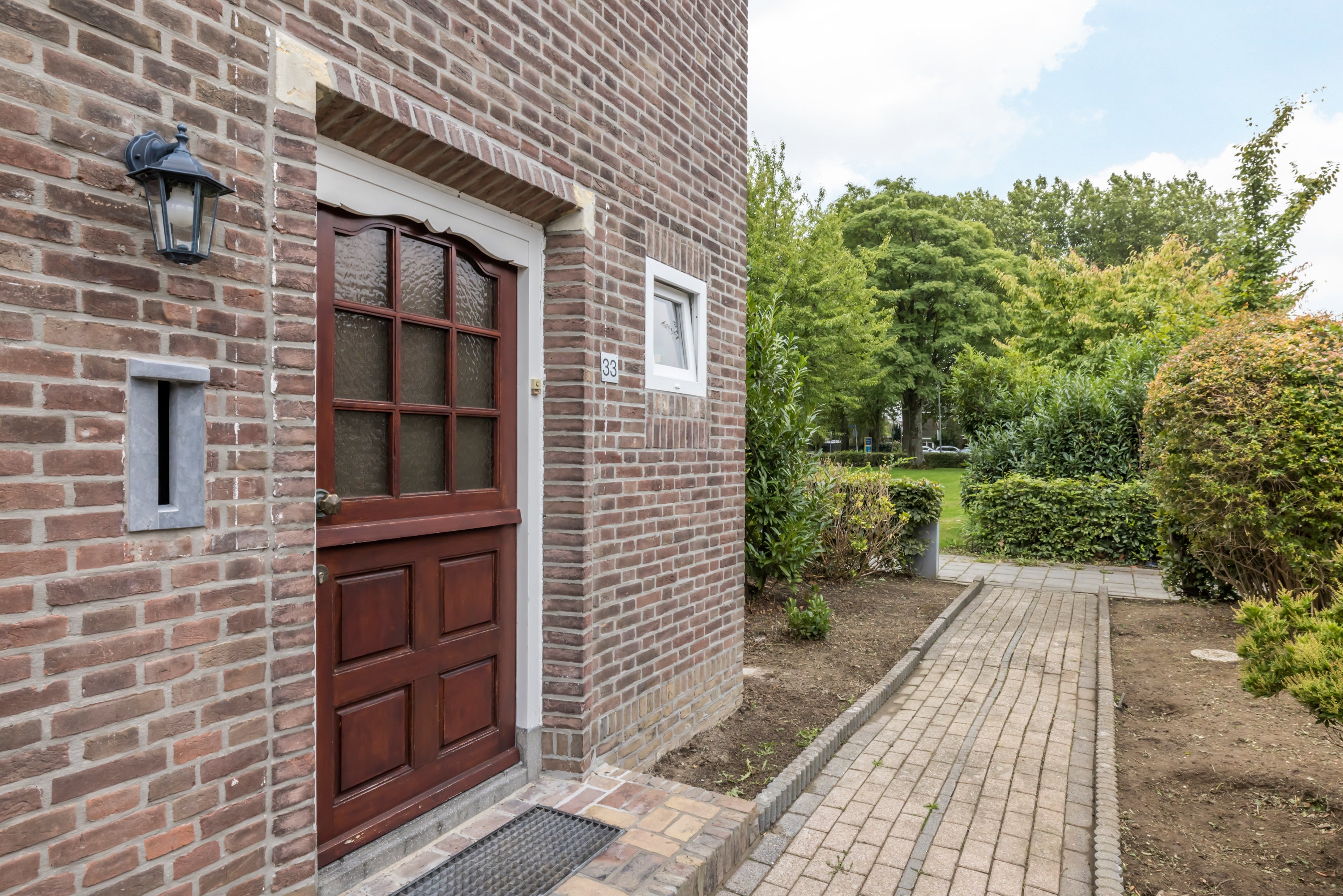 Twee-onder-één-kap te koop: Akerstraat-Noord 33, Brunssum