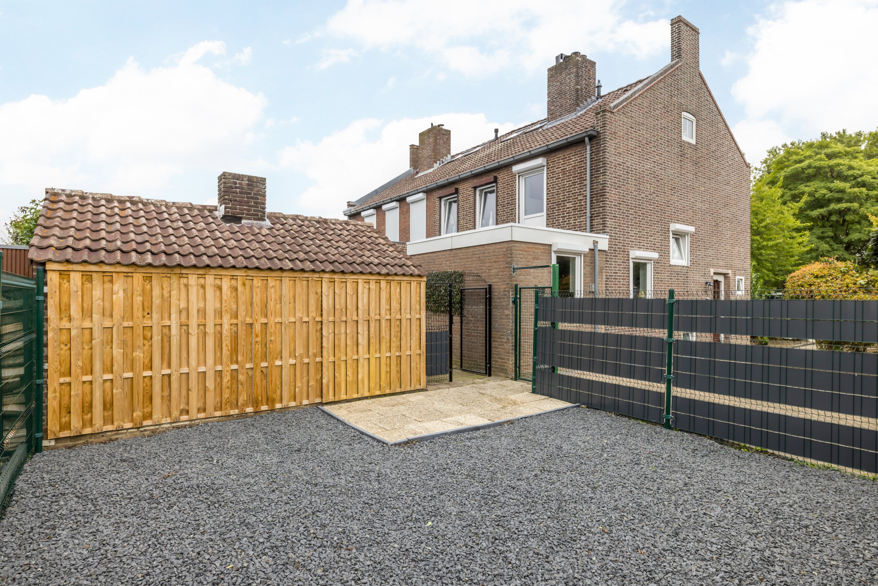 Twee-onder-één-kap te koop: Akerstraat-Noord 33, Brunssum