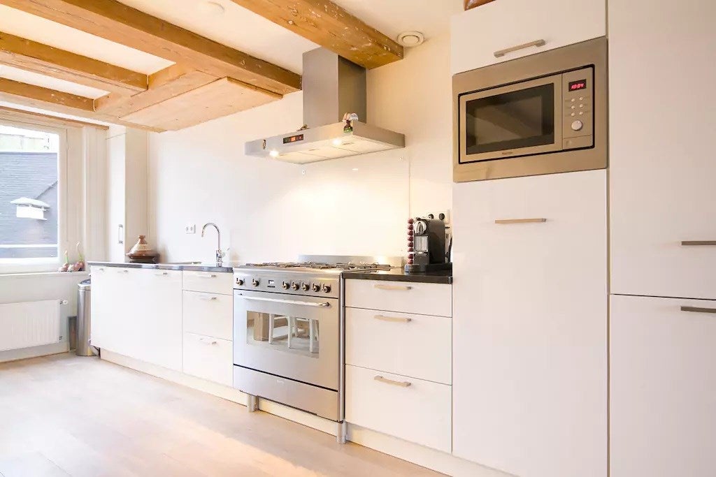 Woning te huur: Singel, Amsterdam