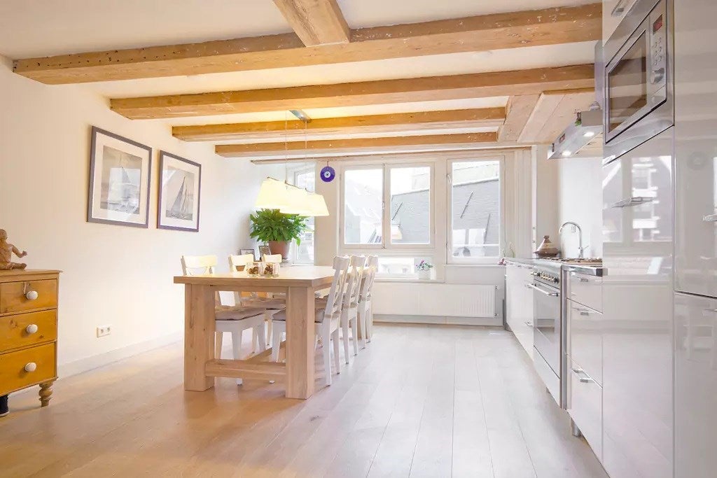 Woning te huur: Singel, Amsterdam