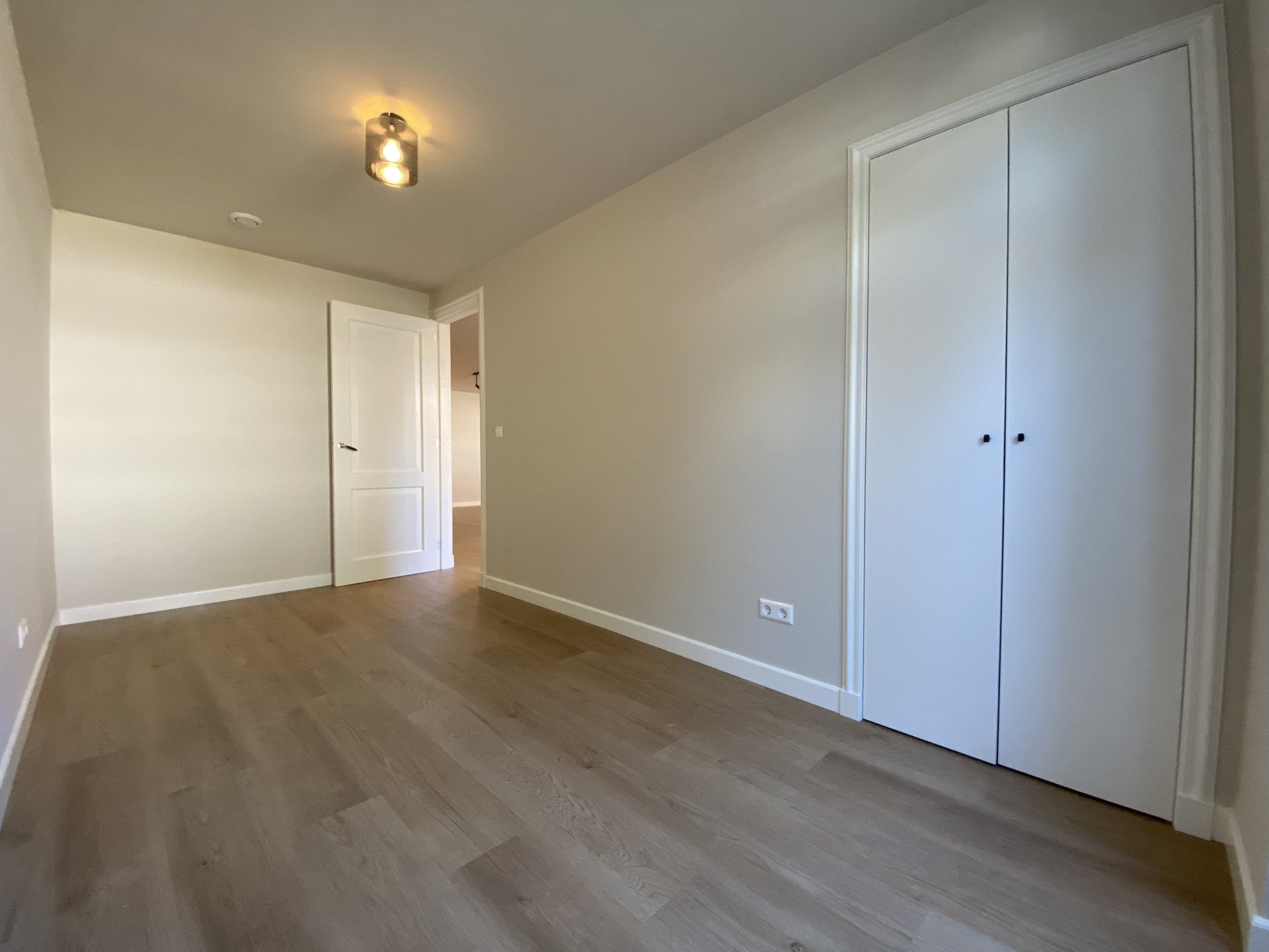 Woning te huur: Dirk Hoogenraadstraat, 'S-Gravenhage