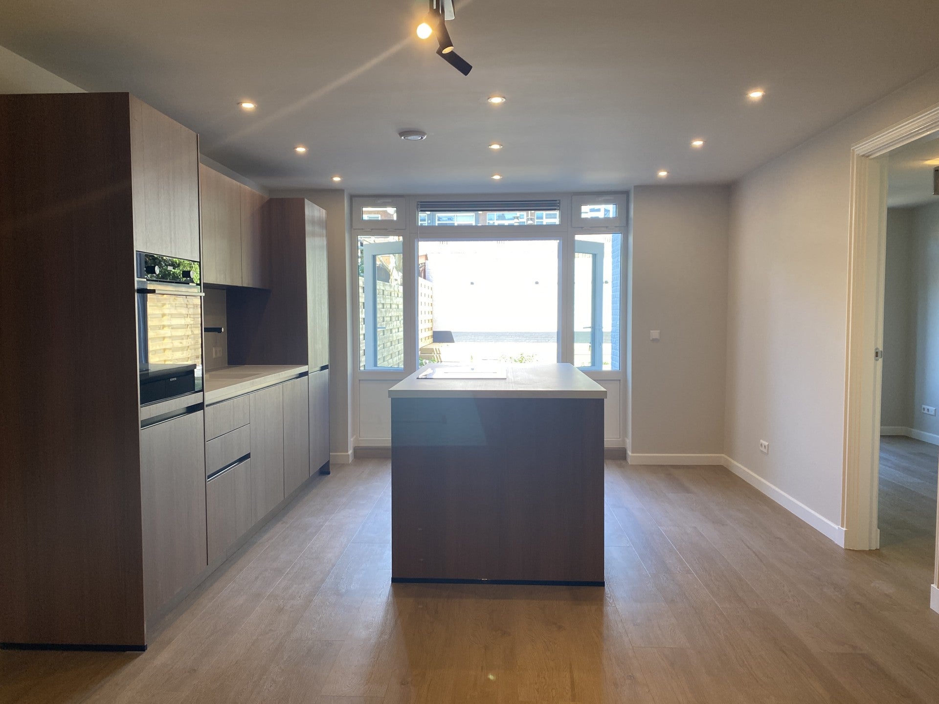 Woning te huur: Dirk Hoogenraadstraat, 'S-Gravenhage