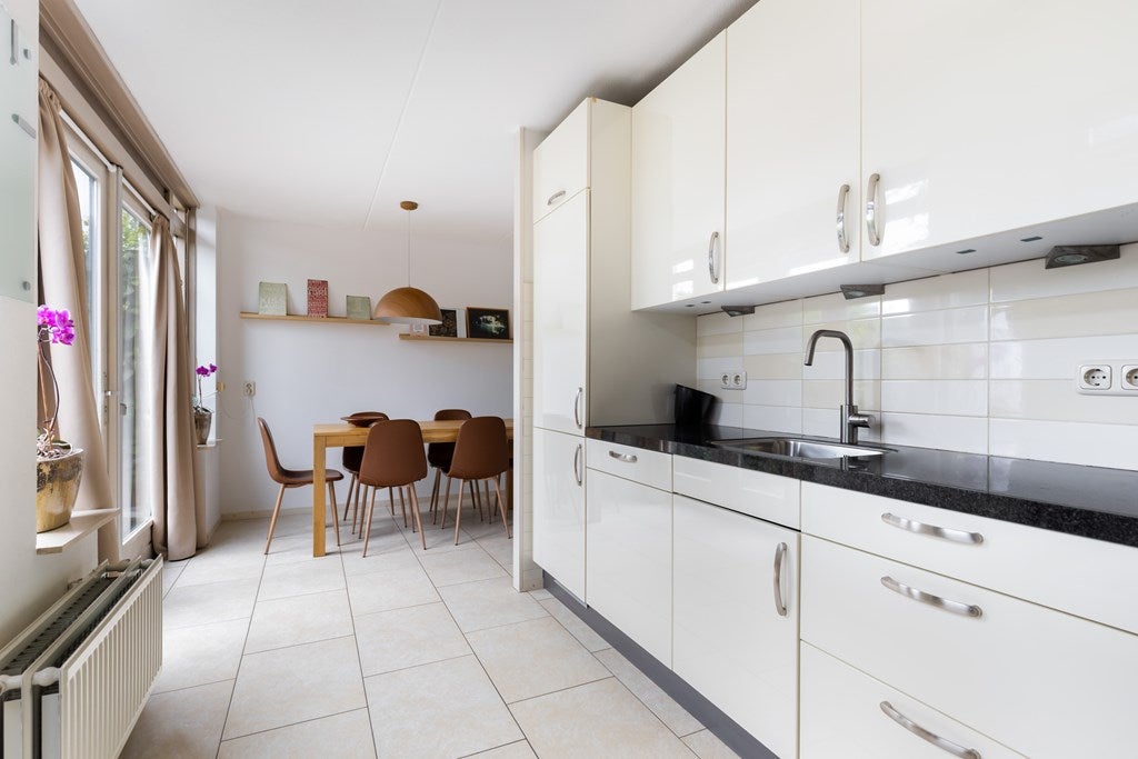Tussenwoning te koop: Van Hamallaan 27, Renswoude