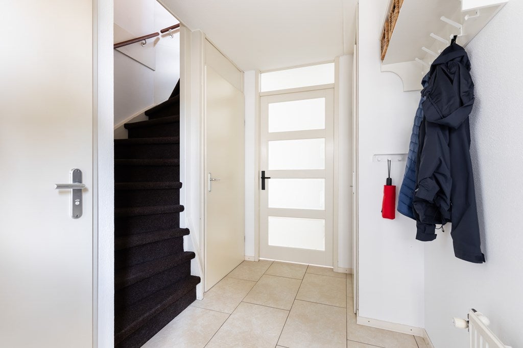 Tussenwoning te koop: Van Hamallaan 27, Renswoude