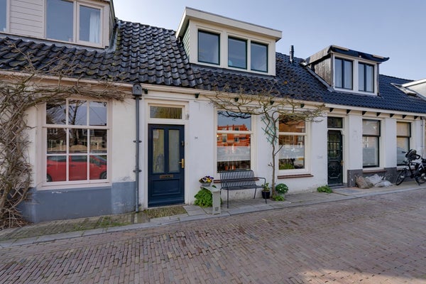 Huis Nieuwe Zijds Burgwal 24 in Monnickendam