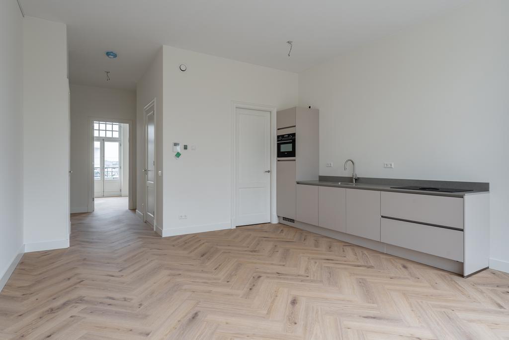 Flat Westzeedijk 138 C