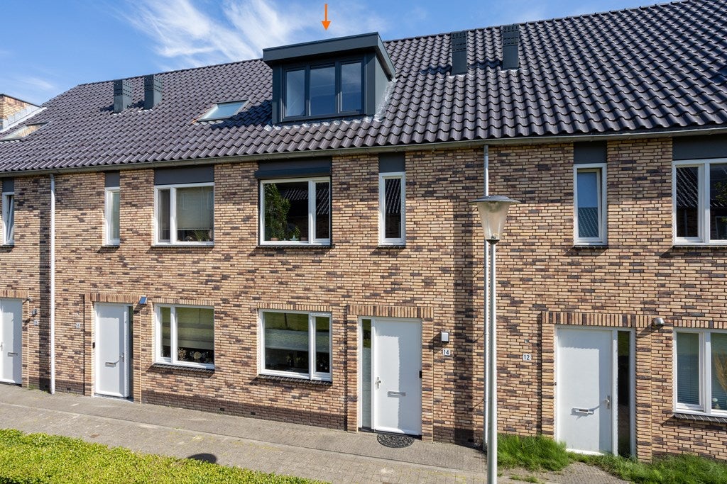 Huis Sneekermeerplantsoen 14 in Berkel en Rodenrijs