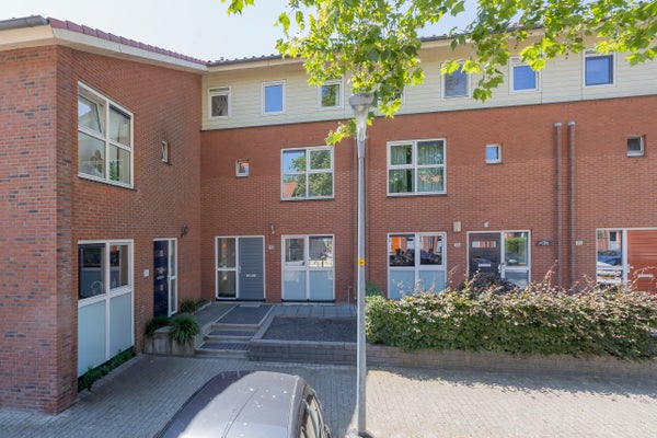 Huis Sarabande 75 in Nieuw-Vennep