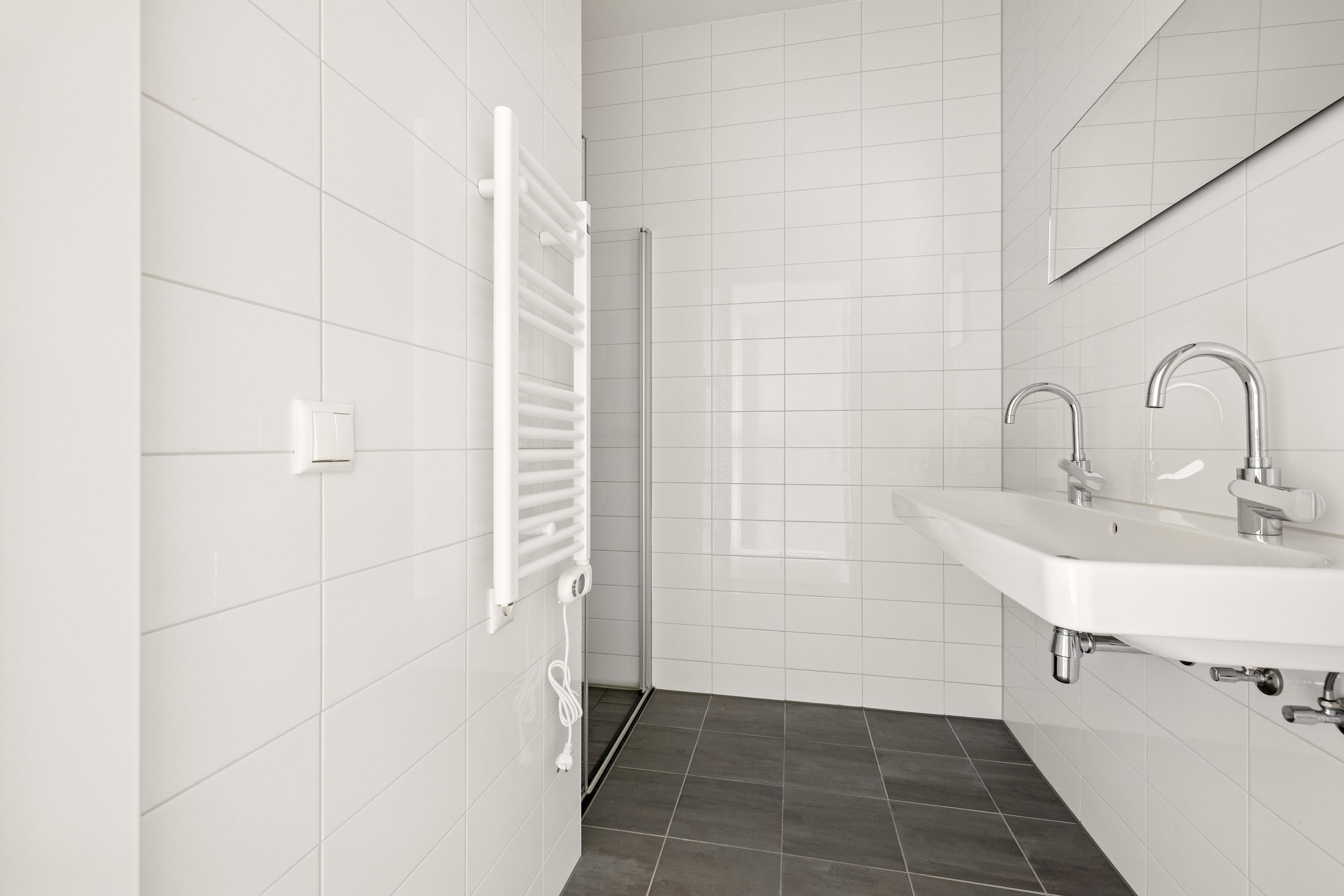 Appartement te huur: Elizabeth Anscombestraat 51, Amsterdam
