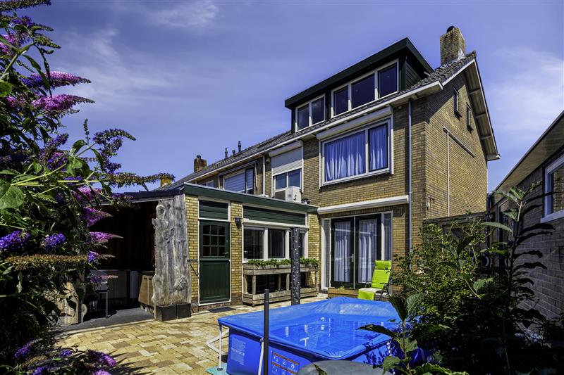 Hoekwoning te koop: Schoolstraat 6, Oosthuizen