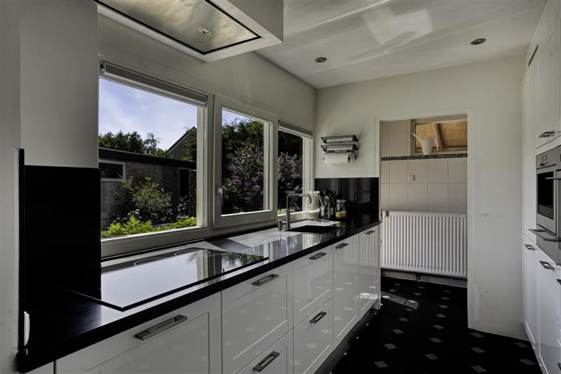 Hoekwoning te koop: Schoolstraat 6, Oosthuizen