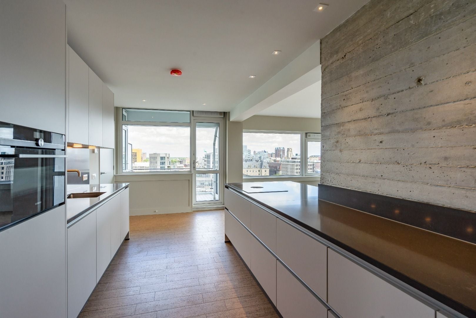 Woning te huur: Kruiskade, Rotterdam