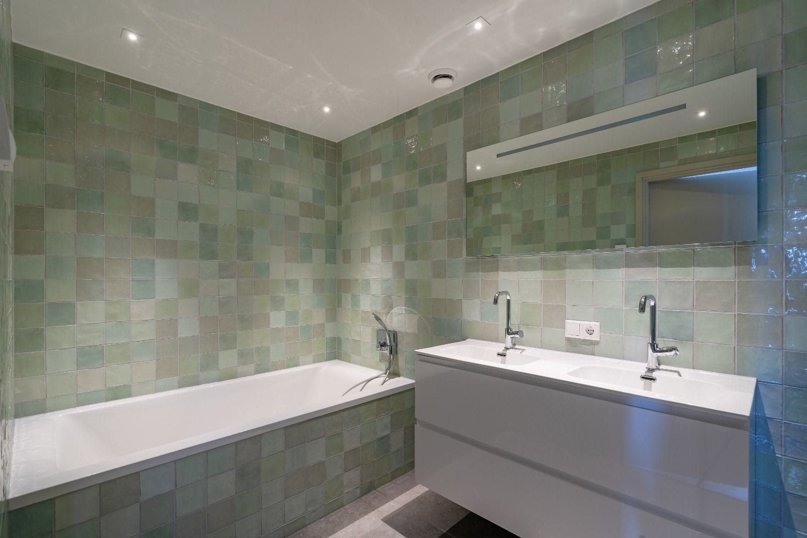 Woning te huur: Kruiskade, Rotterdam