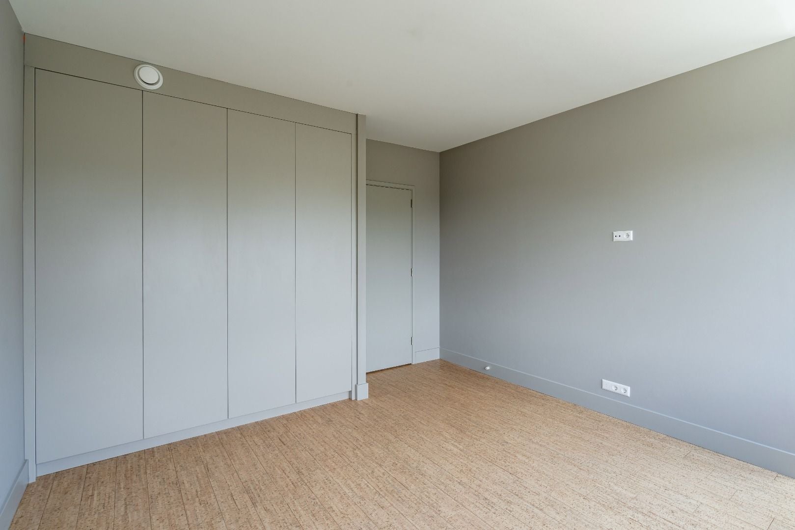 Woning te huur: Kruiskade, Rotterdam