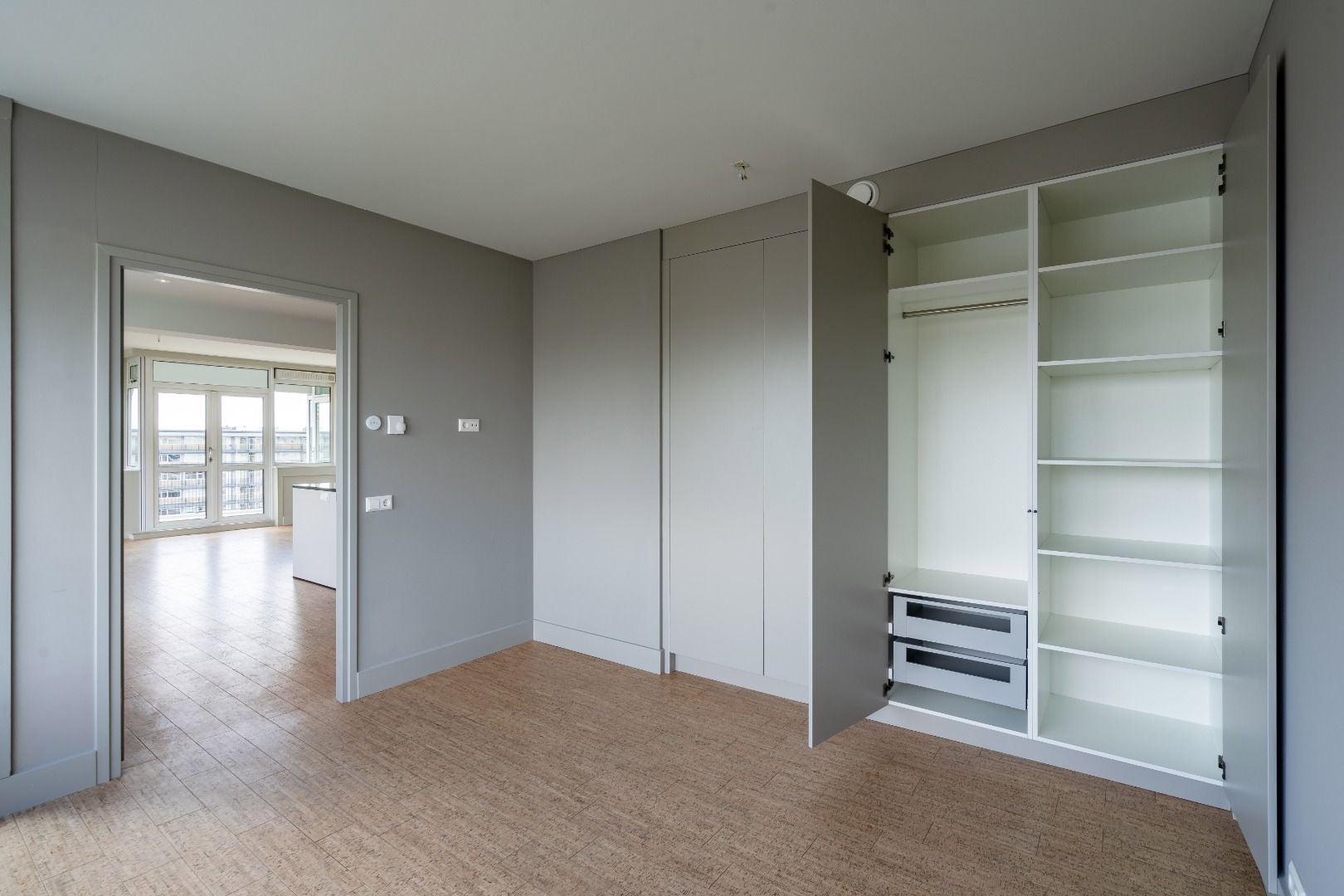 Woning te huur: Kruiskade, Rotterdam